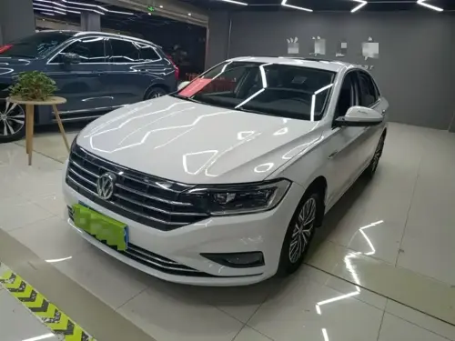 Volkswagen Sagitar, 2020