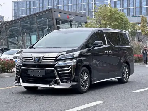 Toyota Vellfire, 2022