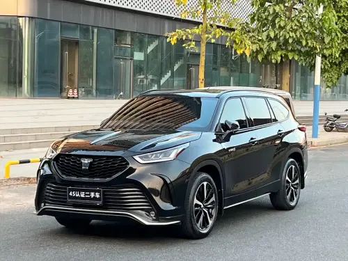 Toyota Crown Kluger, 2024
