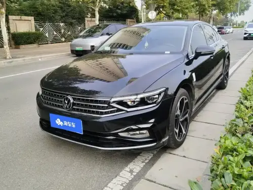Volkswagen Magotan, 2025