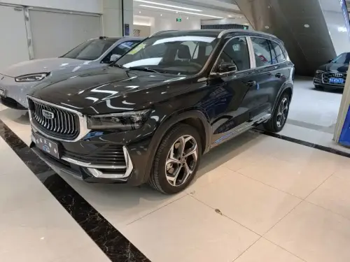 Geely Xingyue L, 2025