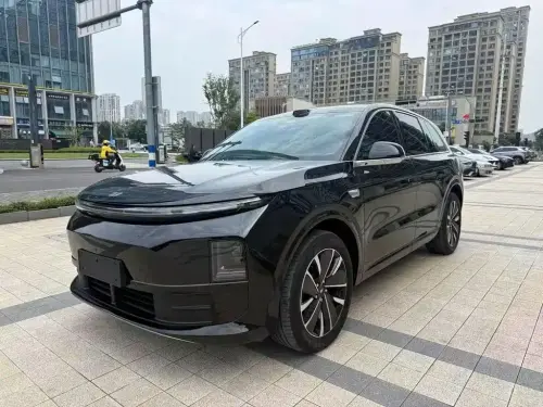 Li Auto L6, 2025