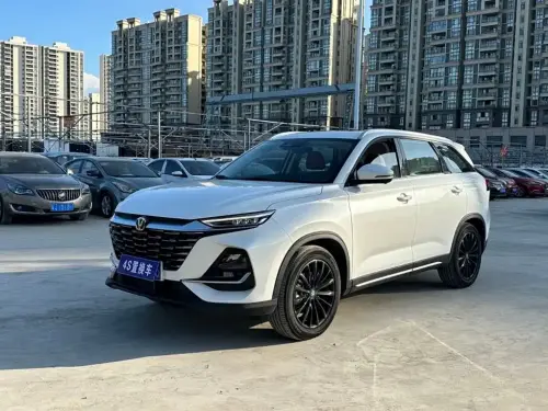 Changan CS75, 2025