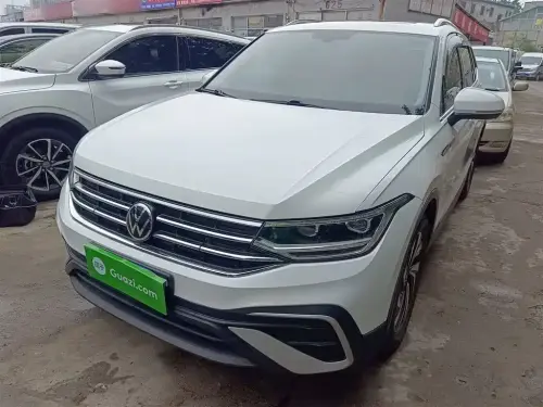 Volkswagen Tiguan, 2023