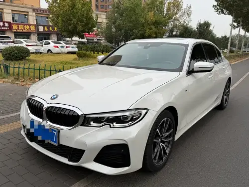 BMW 3-Series, 2021