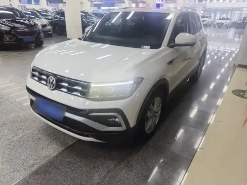 Volkswagen T-Cross, 2020