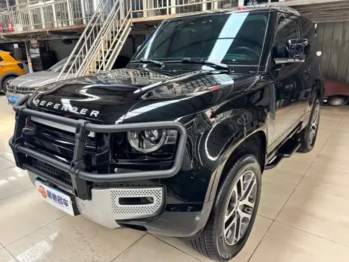 Land Rover Defender, 2023