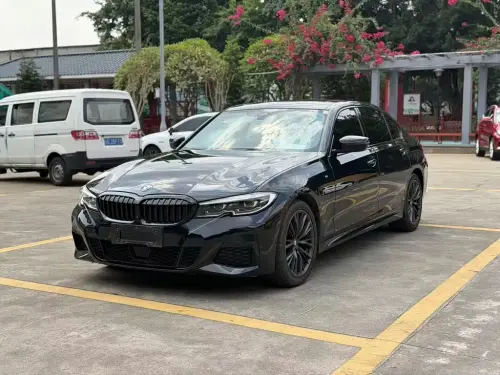 BMW 3-Series, 2021