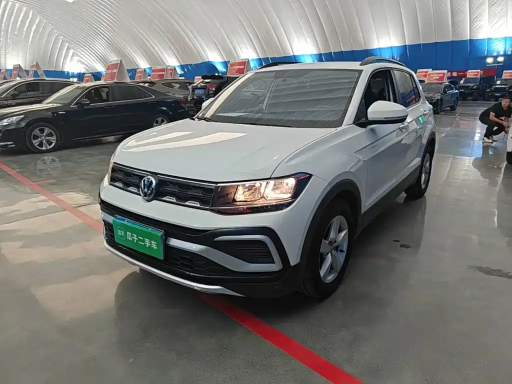 Volkswagen T-Cross, 2020
