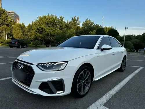 Audi A4, 2021
