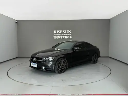 Mercedes-Benz C-Class, 2022