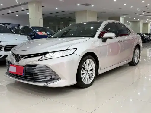 Toyota Camry, 2020