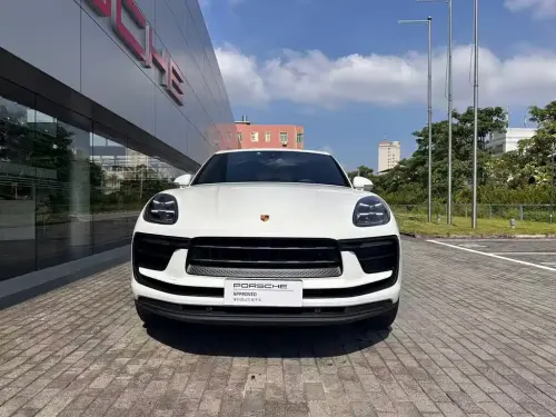 Porsche Macan, 2025
