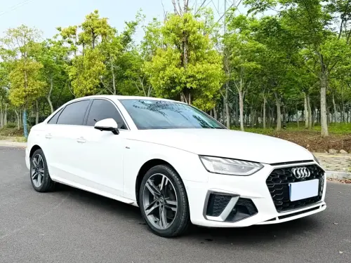 Audi A4, 2021