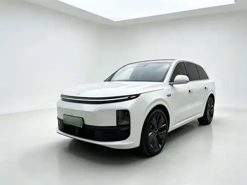 Li Auto L6, 2025