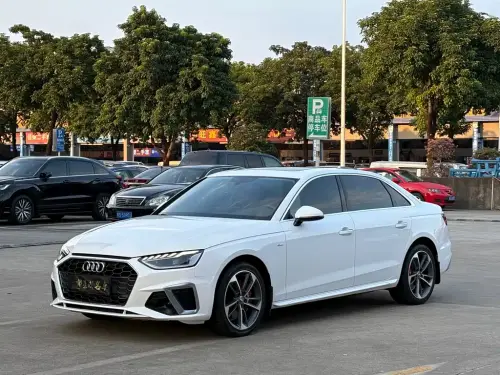 Audi A4, 2021