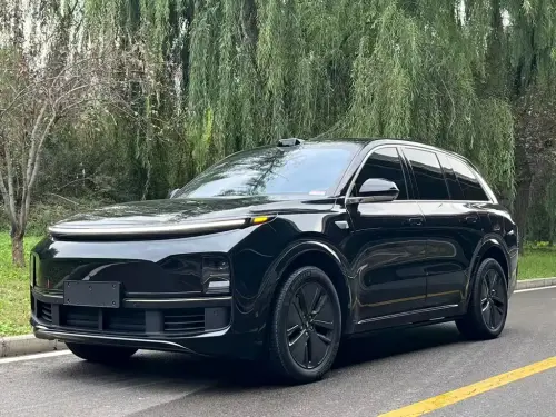 Li Auto L8, 2025