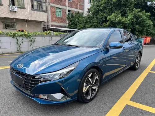Hyundai Elantra, 2024