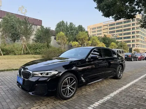 BMW 5-Series, 2023