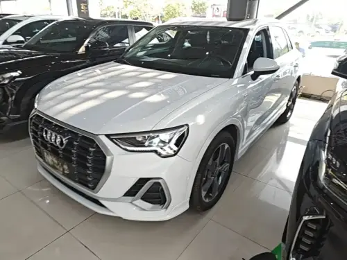 Audi Q3, 2021