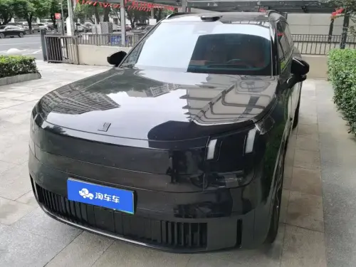 Lynk & Co 900, 2025