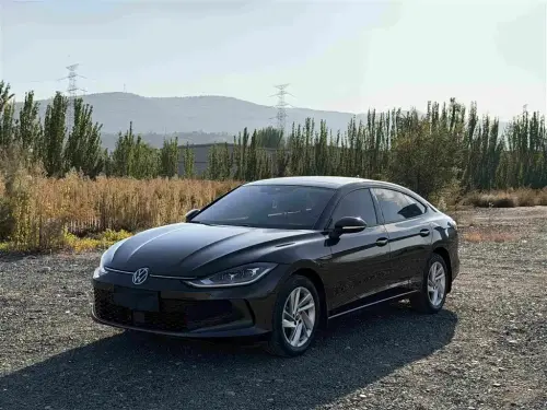 Volkswagen Lamando, 2023