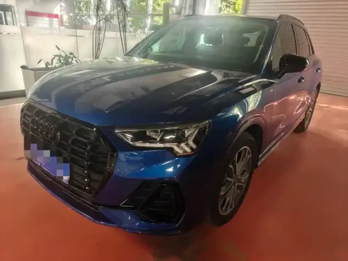 Audi Q3, 2022