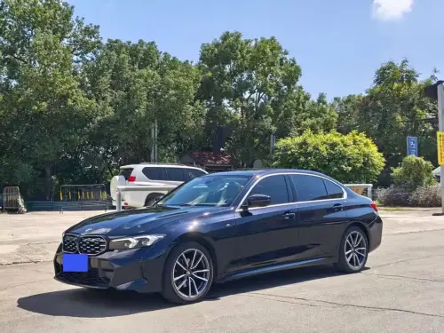 BMW 3-Series, 2023