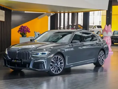 BMW 7-Series, 2023