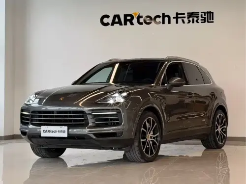 Porsche Cayenne, 2022