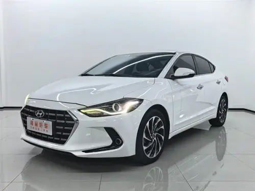 Hyundai Elantra, 2020