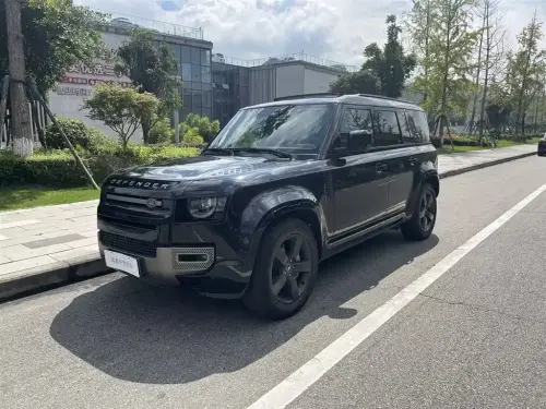 Land Rover Defender, 2024