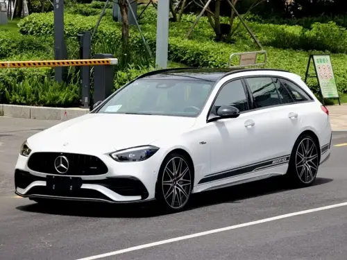 Mercedes-Benz C-Class AMG, 2025