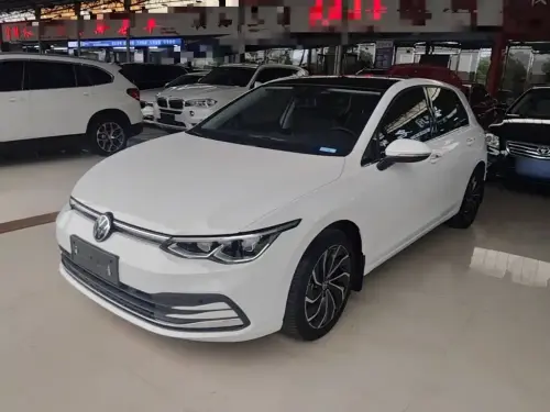 Volkswagen Golf, 2021