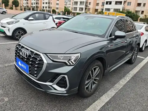 Audi Q3, 2021