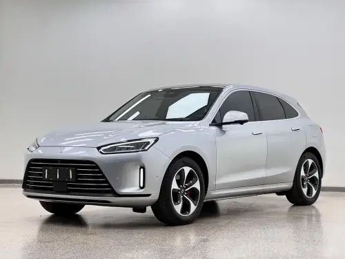 AITO M5, 2023