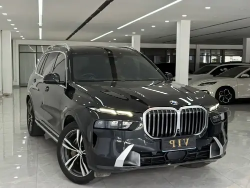 BMW X7, 2024