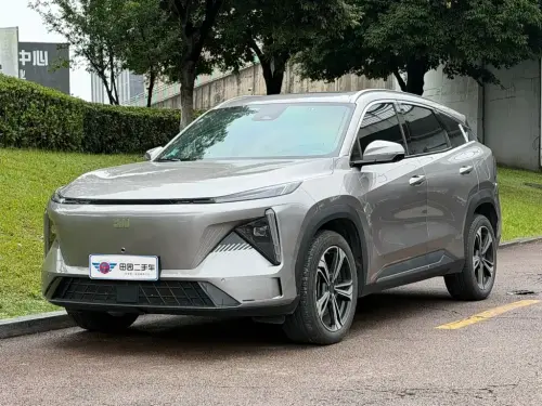 Geely L7, 2023