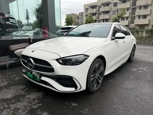 Mercedes-Benz C-Class, 2024