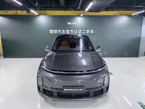 Li Auto L8, 2025