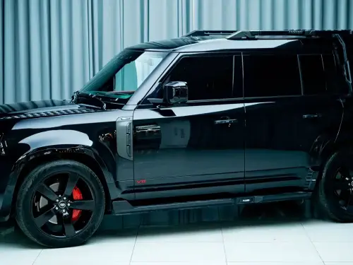 Land Rover Defender, 2023