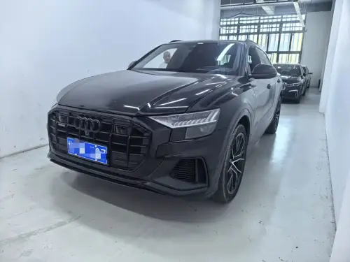 Audi Q8, 2022