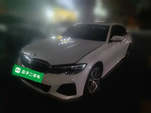 BMW 3-Series, 2022
