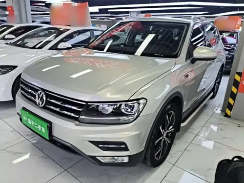 Volkswagen Tiguan, 2020