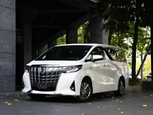 Toyota Alphard, 2023