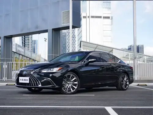 Lexus ES, 2023
