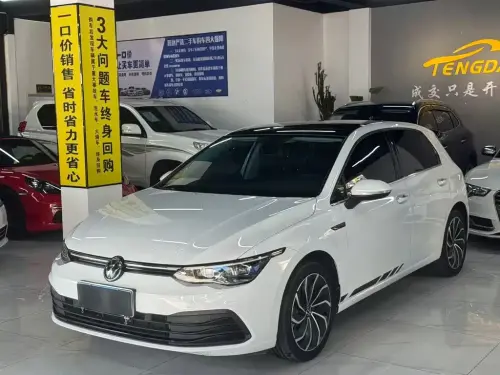 Volkswagen Golf, 2021