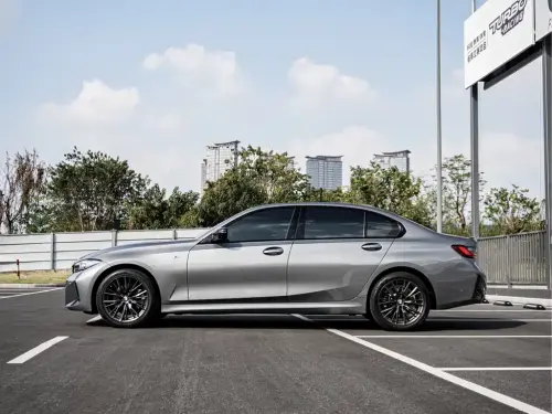 BMW 3-Series, 2024
