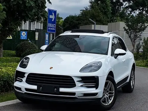 Porsche Macan, 2020