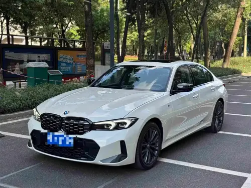 BMW 3-Series, 2023